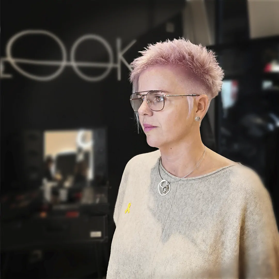 Perruqueria LeLook Sabadell: Violet Pixie