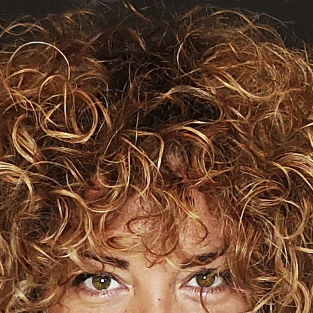 Perruqueria LeLook Sabadell: Curly Babylights